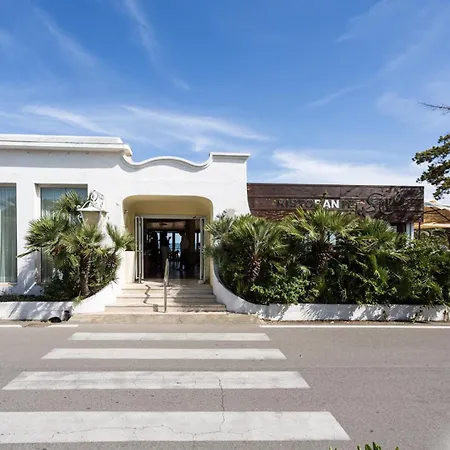 Hotell Hotiday Collection - Circeo 4*